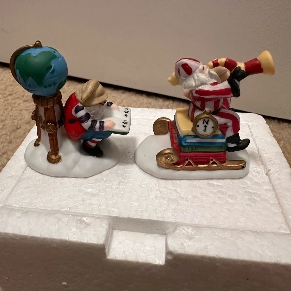 Dept 56 Charting Santa's Course North Pole Village Christmas Accessory - 1995